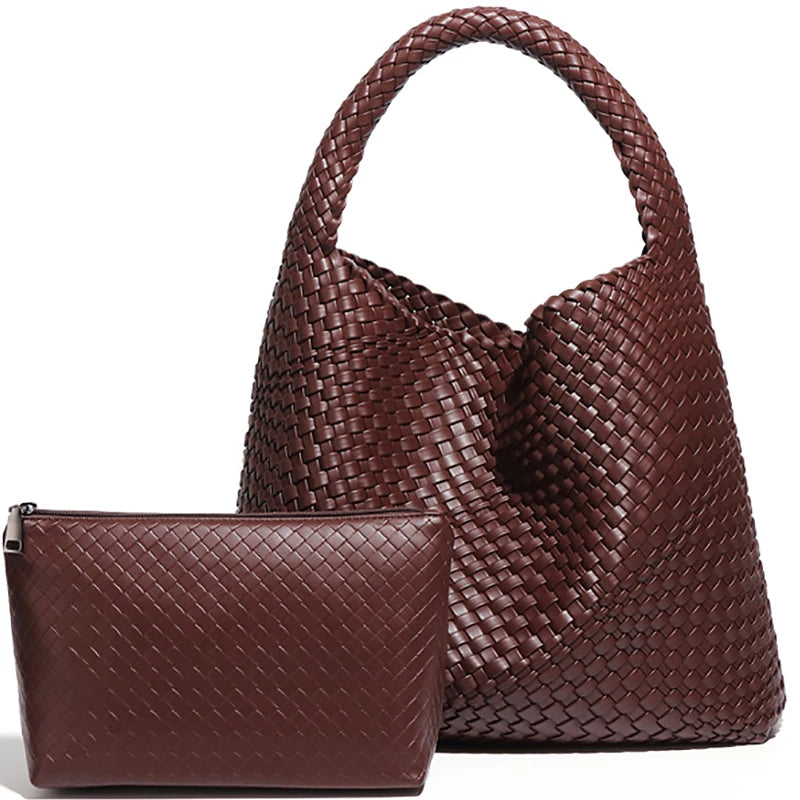 Louane - Woven hobo bag