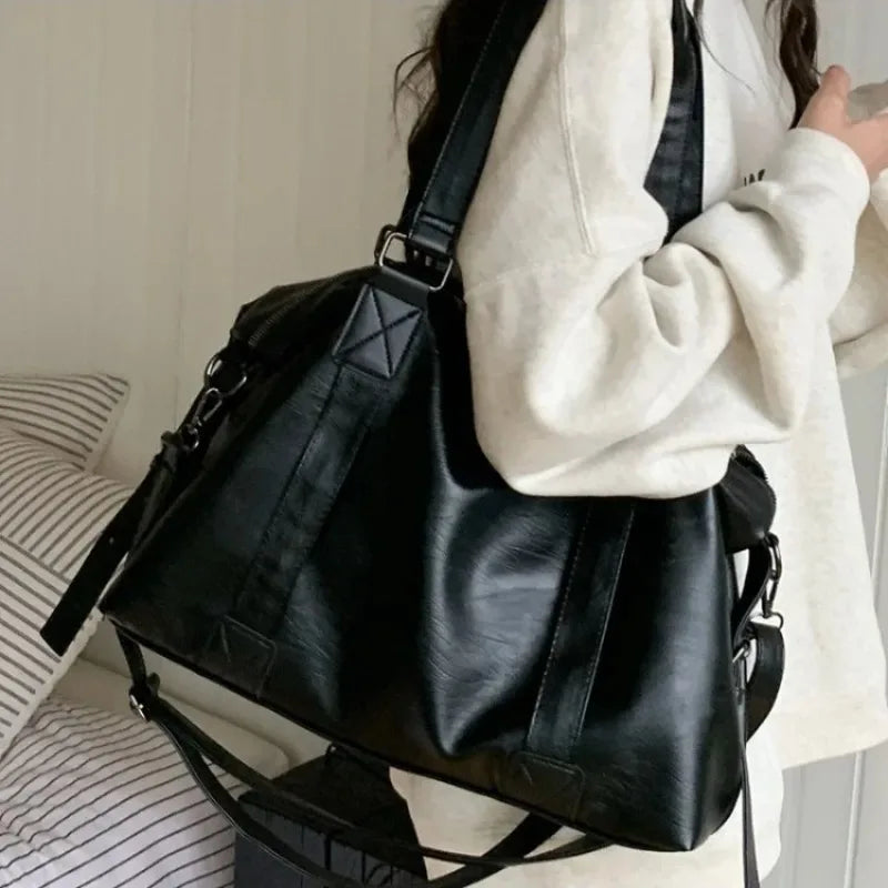Alma - Mini duffle bag