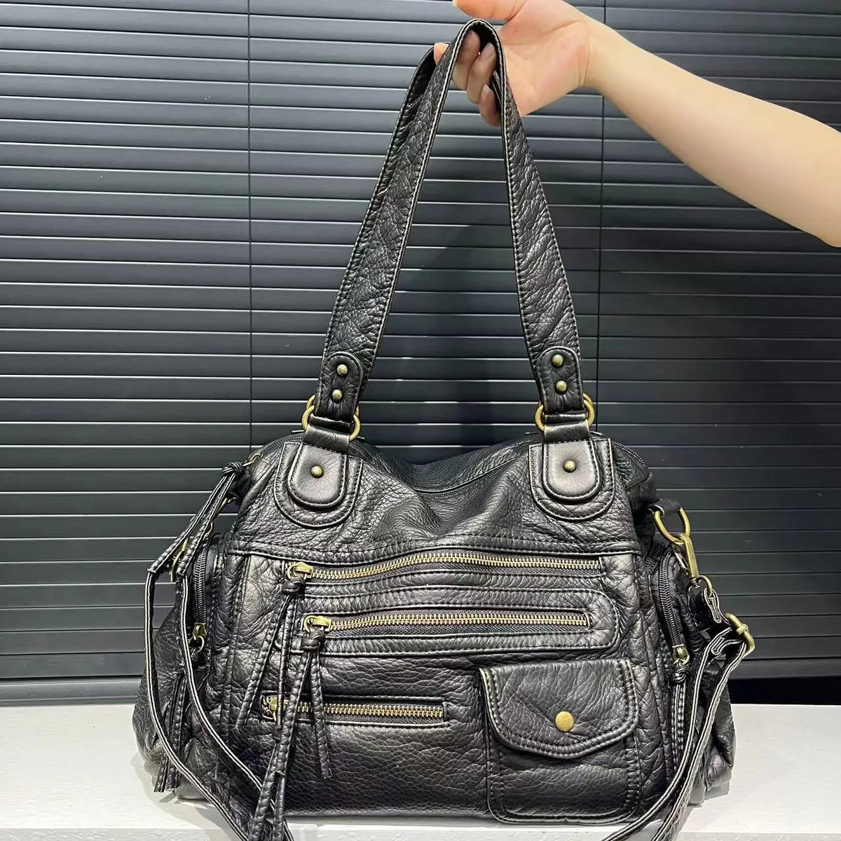 Inès – Crossbody Multi Pocket Bag