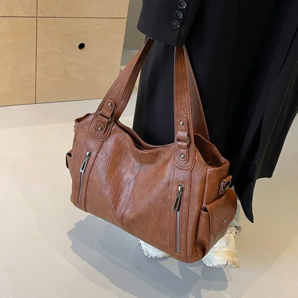 Karine - Multi pocket bag