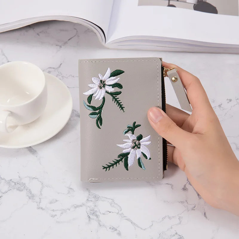 Mara - Floral purse