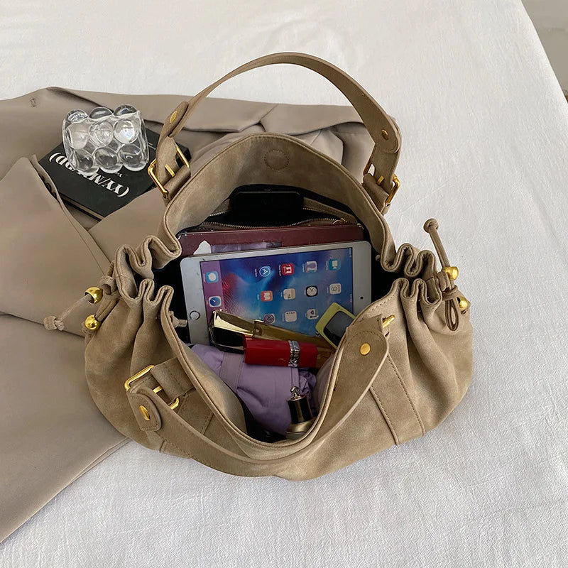 Kiara - Suede bowling bag