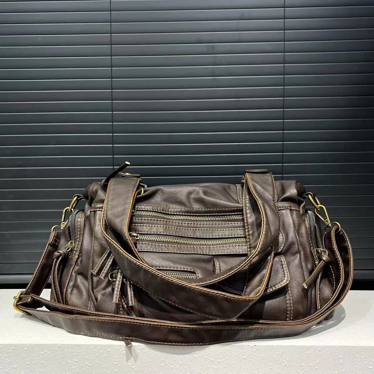 Inès – Crossbody Multi Pocket Bag