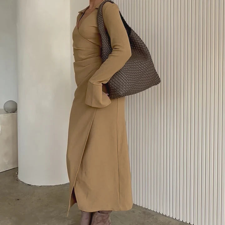 Louane - Woven hobo bag